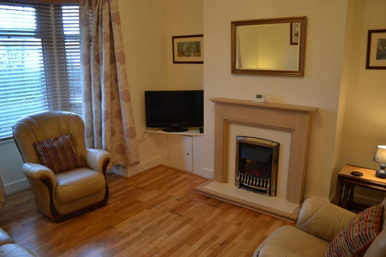 Entire 3 Bedroom House Near Caerphilly Station المظهر الخارجي الصورة